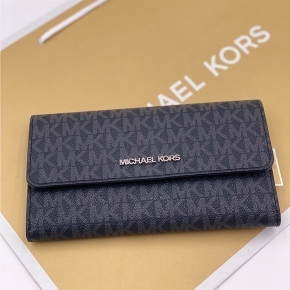 Michael Kors Jet Set Travel Trifold Wallet Black